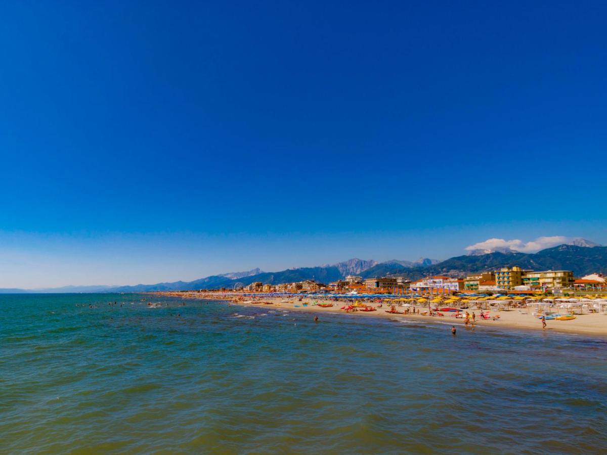 Holiday Home Stella Marina By Interhome Marina di Pietrasanta Luaran gambar